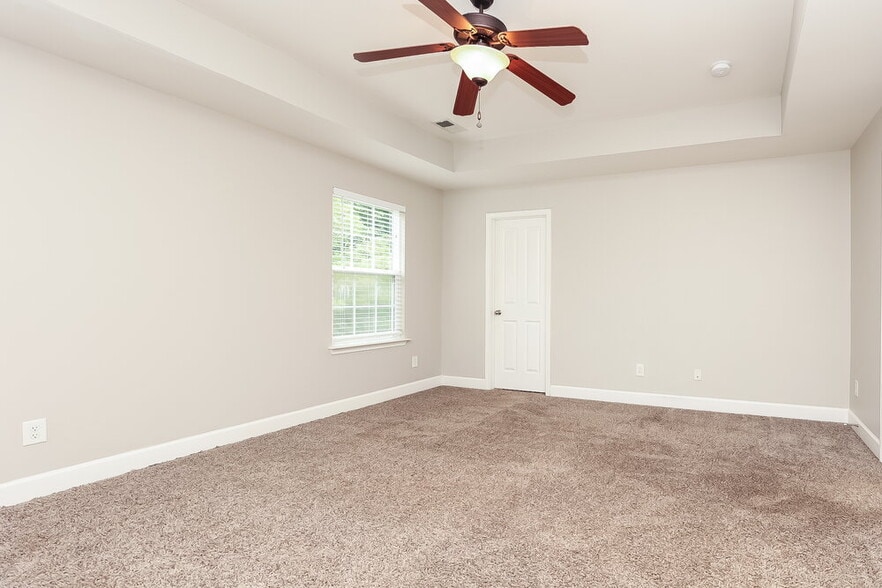 Building Photo - 2673 Avery Park Dr
