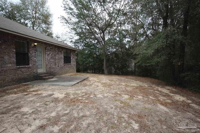 Building Photo - 6250 Starhill Dr