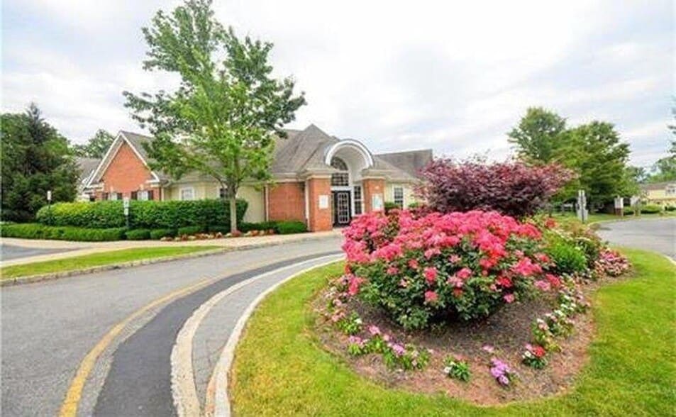 Building Photo - 933 Del Negro Ct