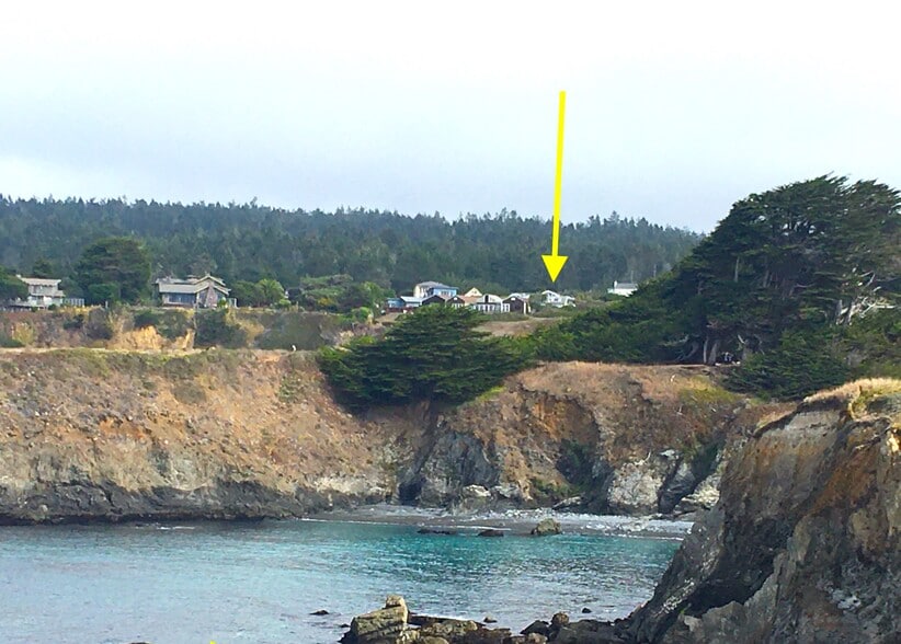 Exceptional location - 10880 Palette Dr