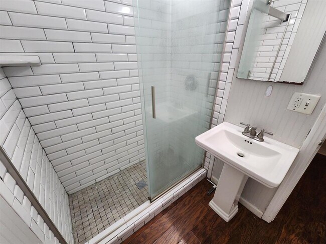 Building Photo - 1630 Atkamire Dr