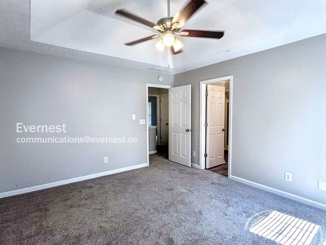 Building Photo - 2743 Da Vinci Crescent