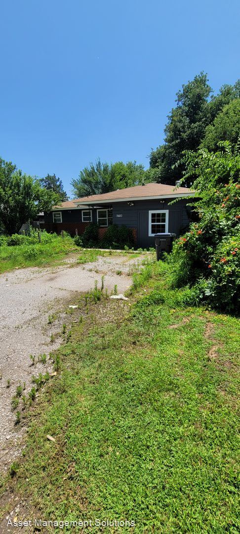 Building Photo - 4 br, 1 bath House - 6714 NW 31st St.