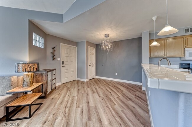 Building Photo - 2251 Wigwam Pkwy