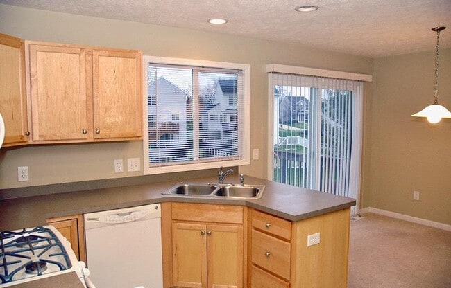 Building Photo - 5867 Timberlake Dr SE