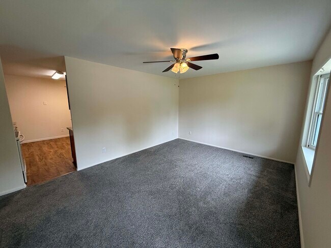 Building Photo - 3105 Blair Dr