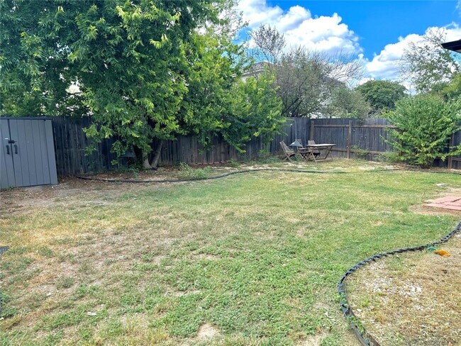 Building Photo - 1145 Kentra Dr