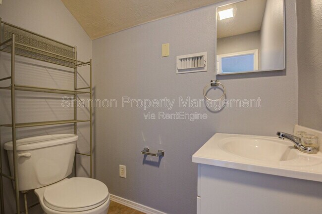 Building Photo - 3403 Kerr Ln