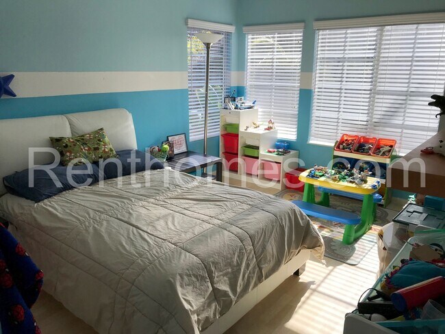 Building Photo - 473 Camino Verde