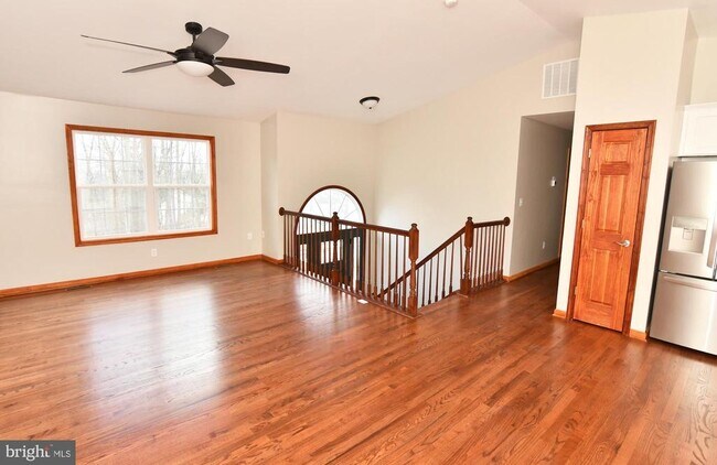 Building Photo - 603 Panther Dr