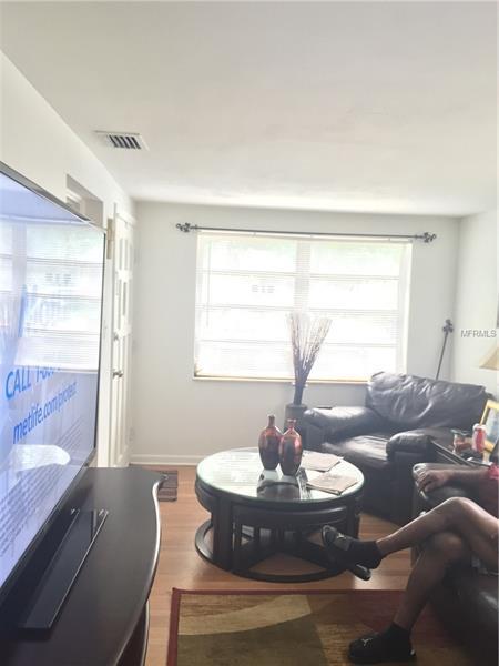 Building Photo - Charming 3 Bed, 1 Bath Rental in Tampa, FL...