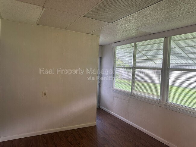 Building Photo - 8308 Ct-57