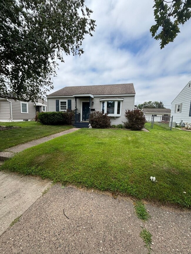 Primary Photo - Charming 2-Bedroom Home in La Crosse Close...