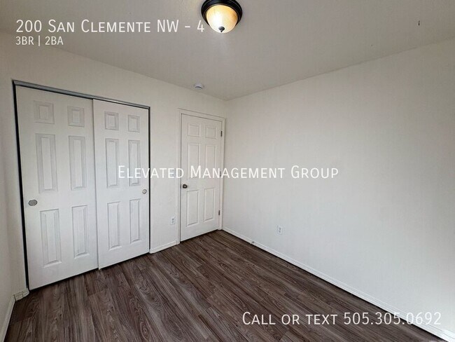 Building Photo - 200 San Clemente Ave NW