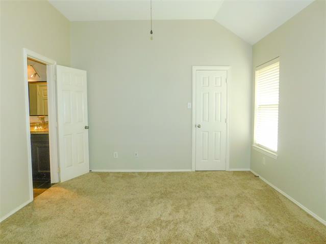 Building Photo - 6121 Apache Dr