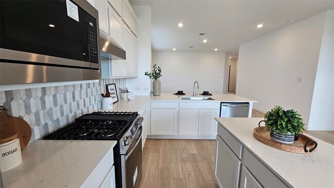 Building Photo - 16327 Mesquite Fld Dr