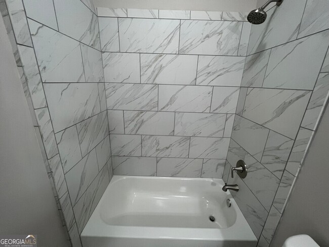 Building Photo - 6104 Blair St NE