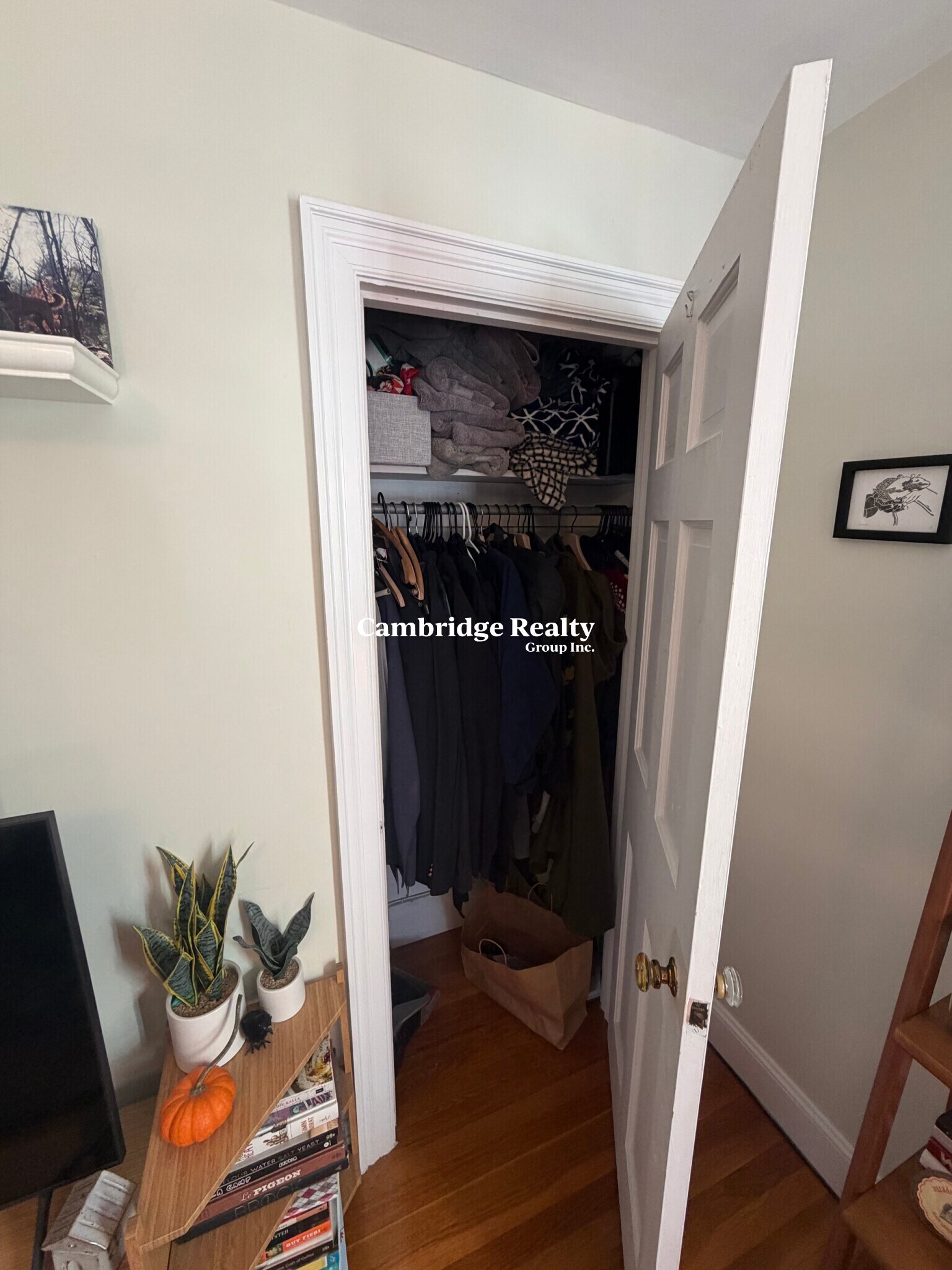 Building Photo - 319 Washington St