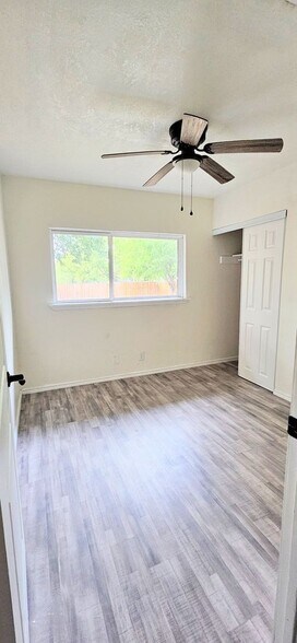 Building Photo - 1403 Churing Dr