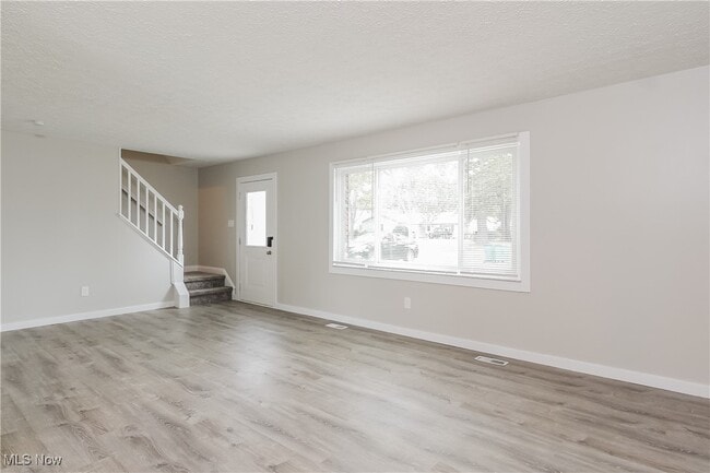 Building Photo - 4757 Orchard Rd