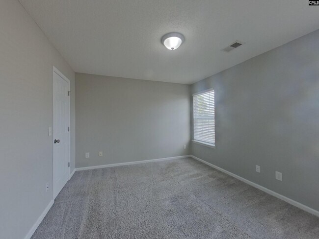Building Photo - 108 Chethan Cir