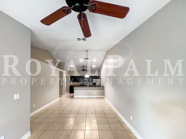 Building Photo - Cozy Up Long-Term & Leaf It All Behind – 3BR/2BA Duplex + Garage & The Favorite Perk: Screened. L...