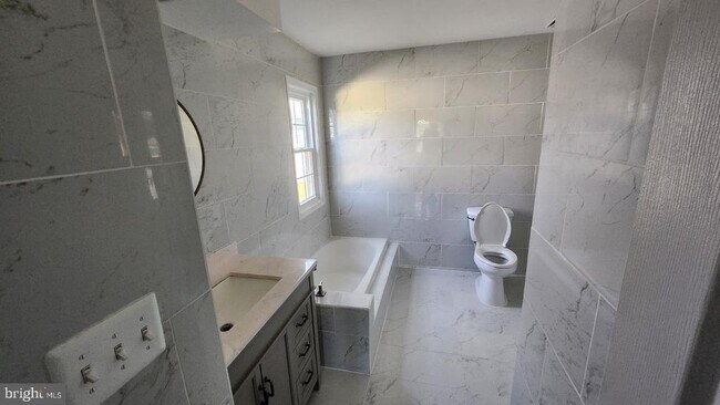 Building Photo - 13005 Bressler Way