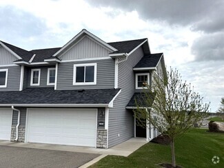 Building Photo - 669 Roberts Rd