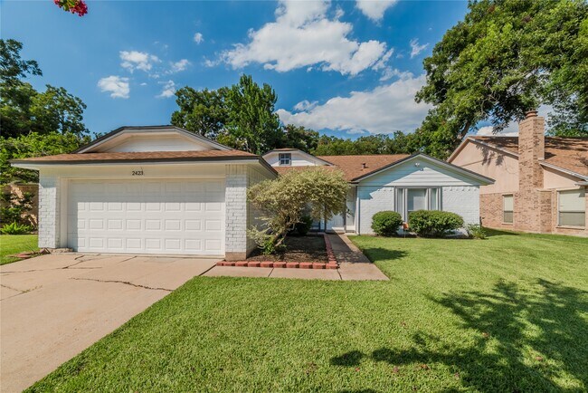 Primary Photo - 2423 Woven Wood Ln