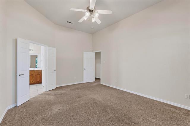 Building Photo - 1423 Red Wolf Dr
