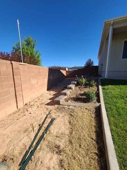 Building Photo - 2156 W War Admiral Ln
