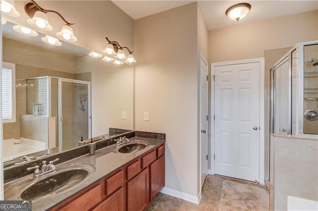 Building Photo - 2479 Brynfield Cove