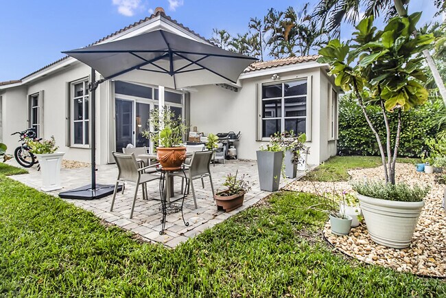 Building Photo - 6684 NW 23rd Ter