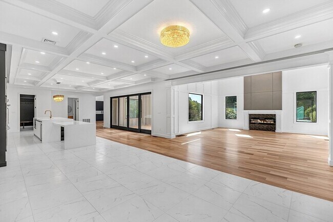 Building Photo - 20 Amberwood Dr