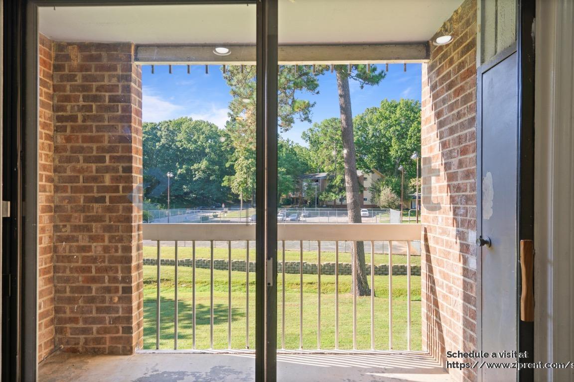 Building Photo - 1022 Sandlin Pl