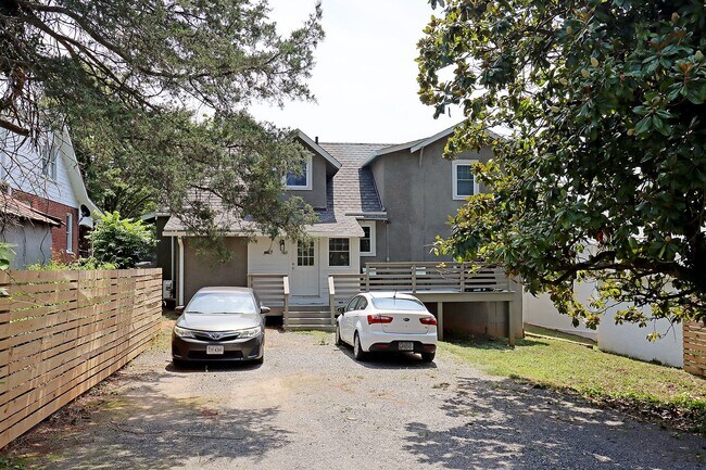 Building Photo - Top-Level Fry's Spring Apartment With Utilities Included