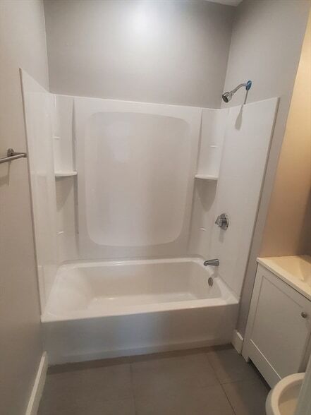 Building Photo - 738 Washington St