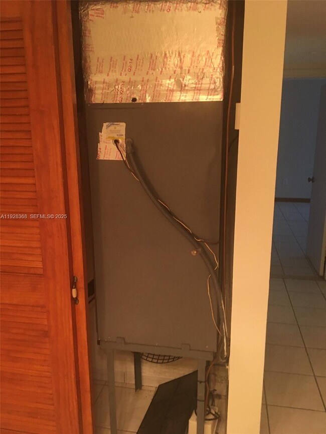 Building Photo - 200 177th Dr