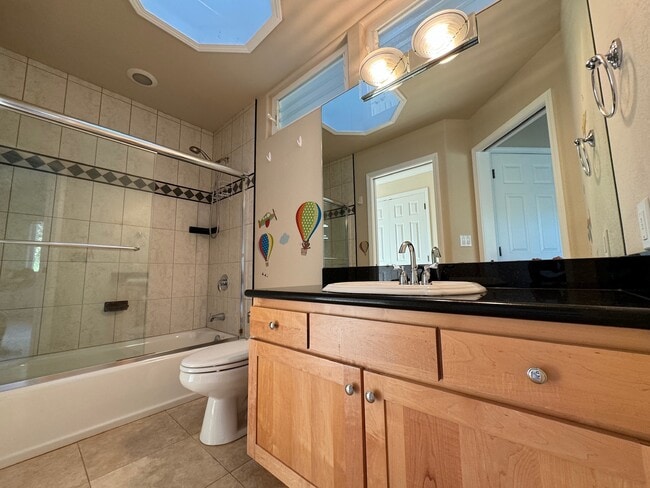 Building Photo - 24 Paliuli Way