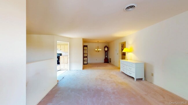 Building Photo - 23 Aldo Ct