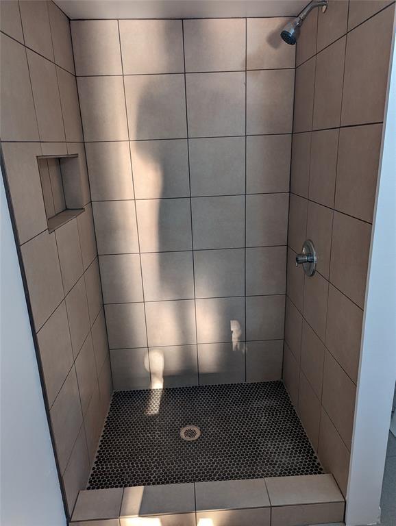 Building Photo - 8861 Co Rd 424