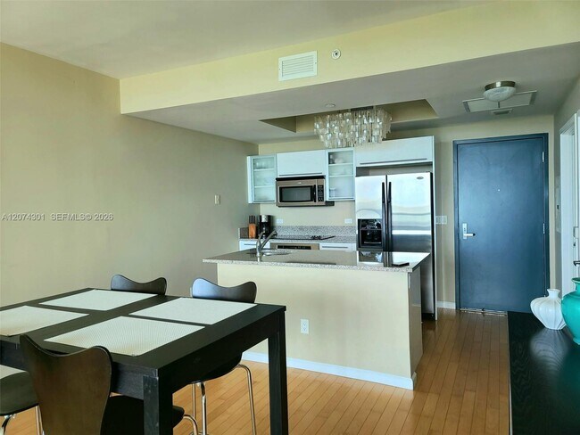 Building Photo - 888 Biscayne Blvd