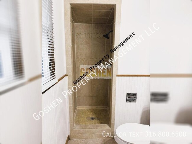 Building Photo - 131 Brazos Dr