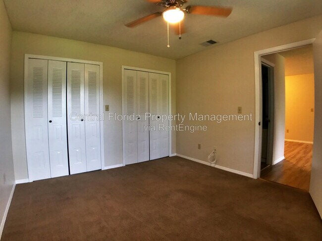 Building Photo - 2550 N Alafaya Trail