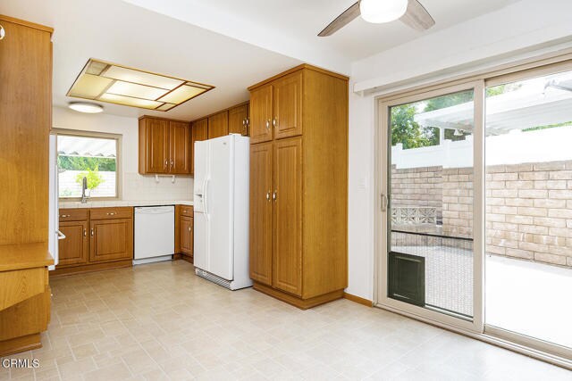 Building Photo - 12726 Byron Ave