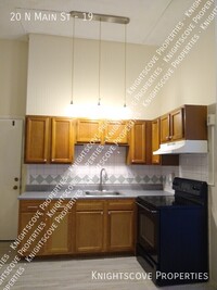 Building Photo - 20 N Main St