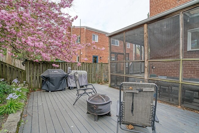 Building Photo - 113 E Taylor Run Pkwy