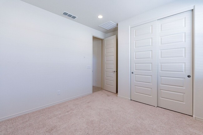 Building Photo - Luxury Living in McClellan Ranch: 4-Bedroo...