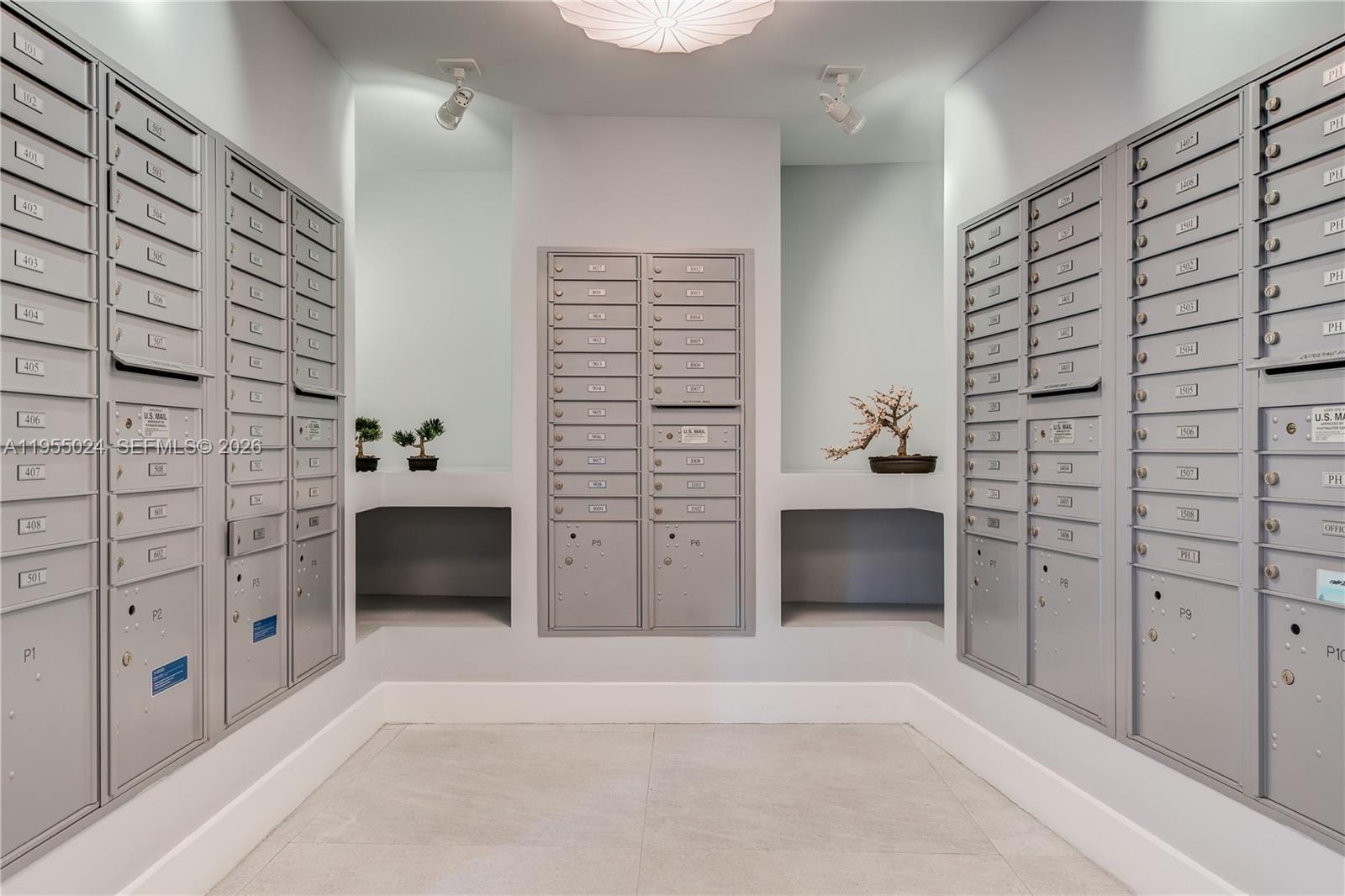 Building Photo - 6700 Indian Creek Dr