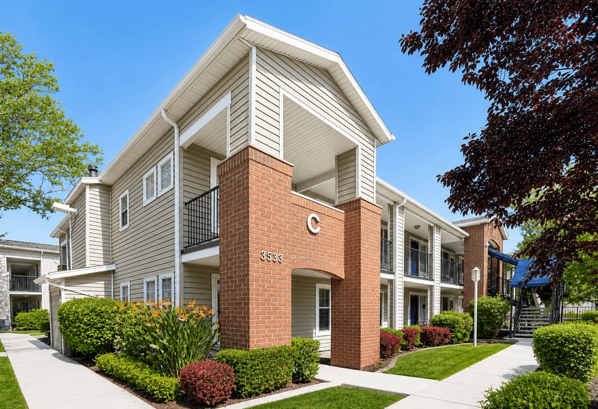 Building Photo - Harmony Garden Apartments
